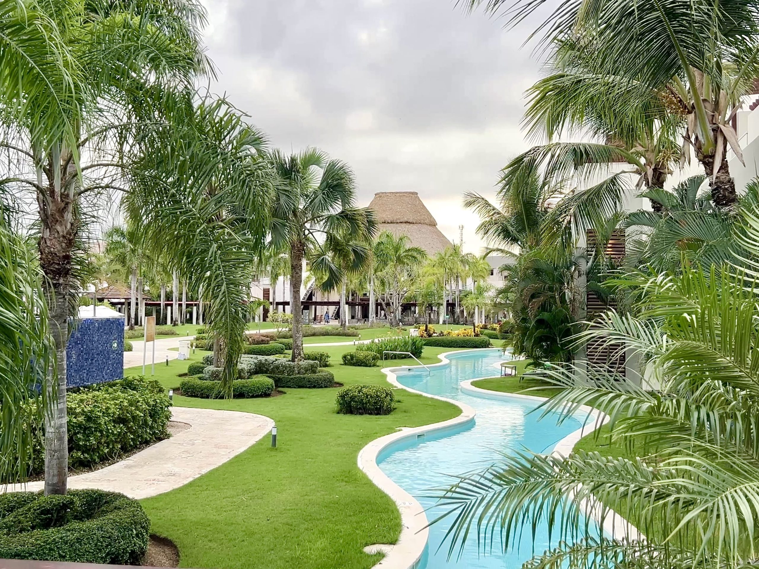 Piscina privada del Breathless Punta Cana