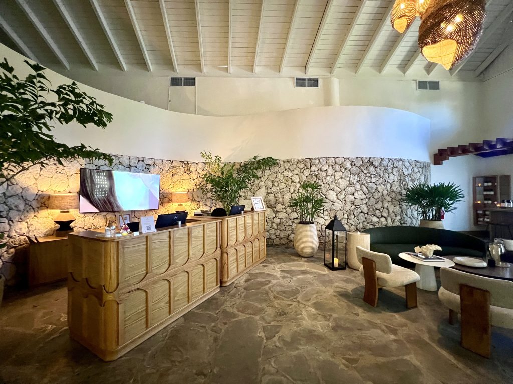 Sunscape La Romana - Lounge area and reception