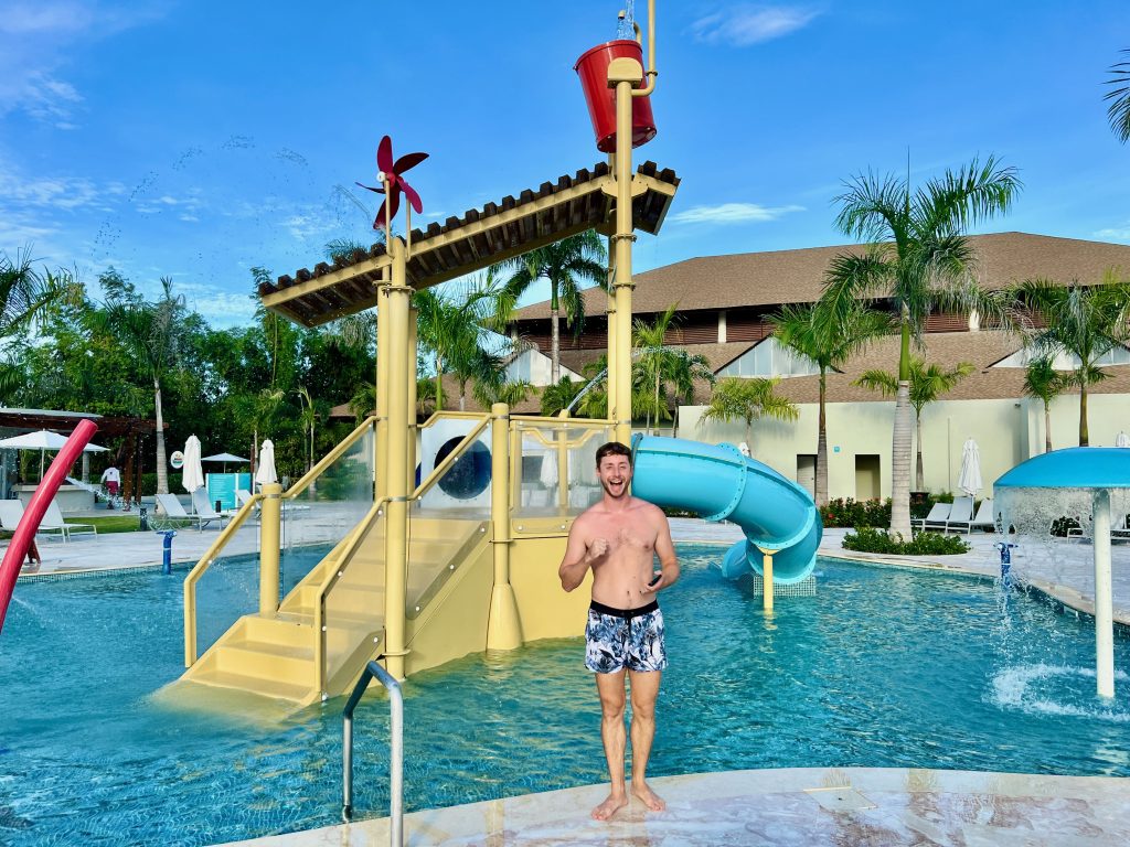 Smaller slides and splash zone