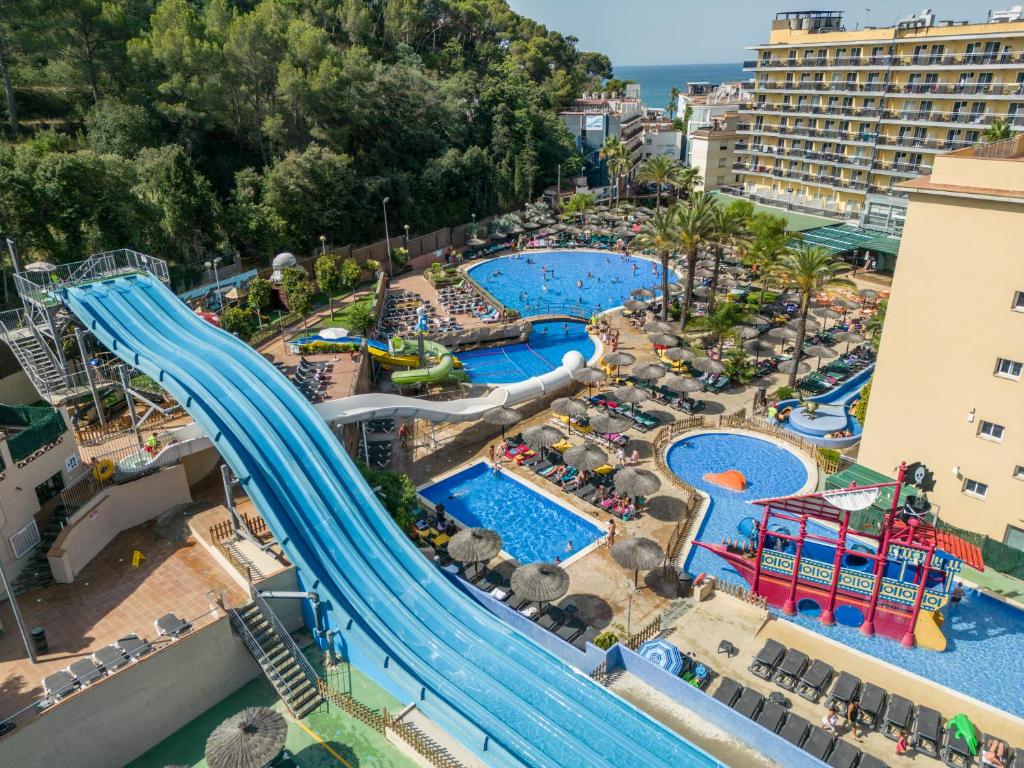 Rosamar Hotels Resort image