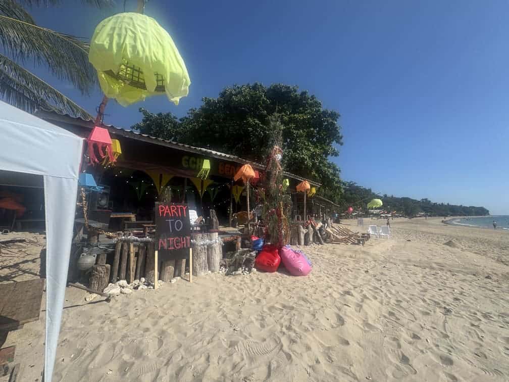 Klong Khong beach in December