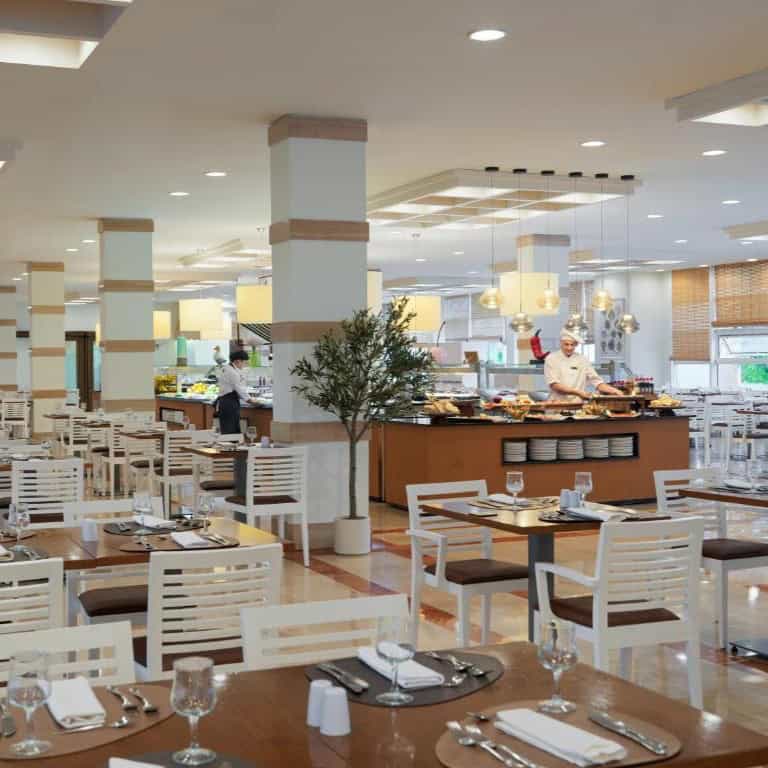 Restaurante H10 Salauris