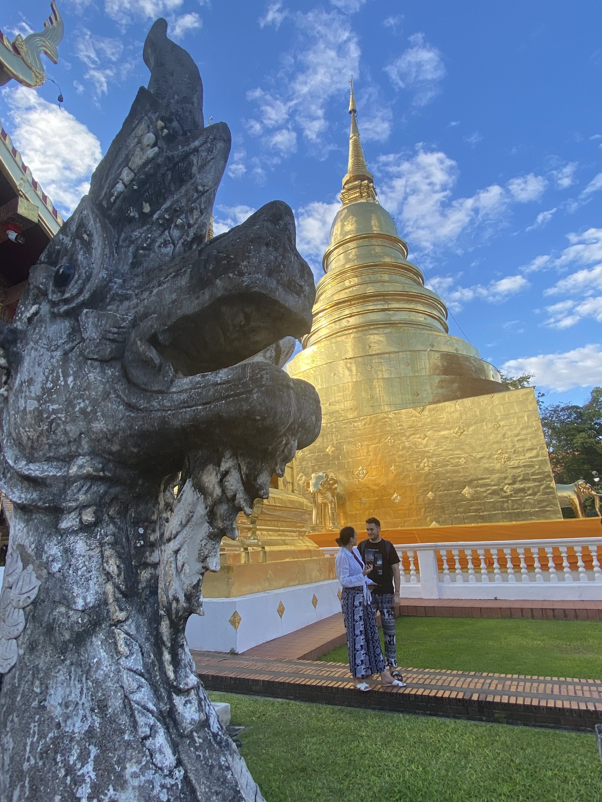 Fachada Wat Phra Singh