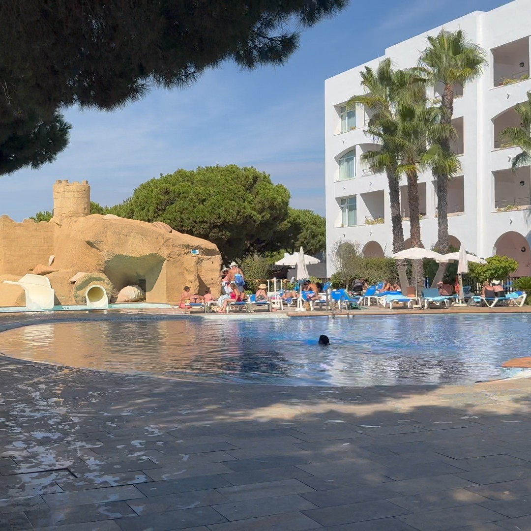 Piscina infantil Playacartaya