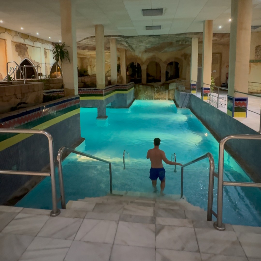 Toboganes y río rápido