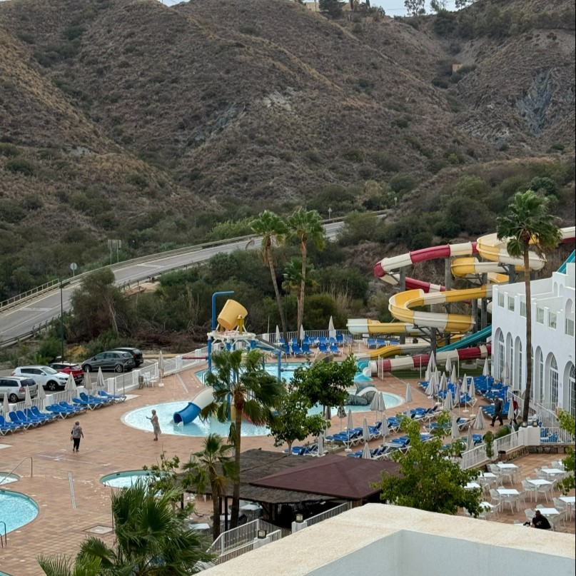 Piscina Playacapricho