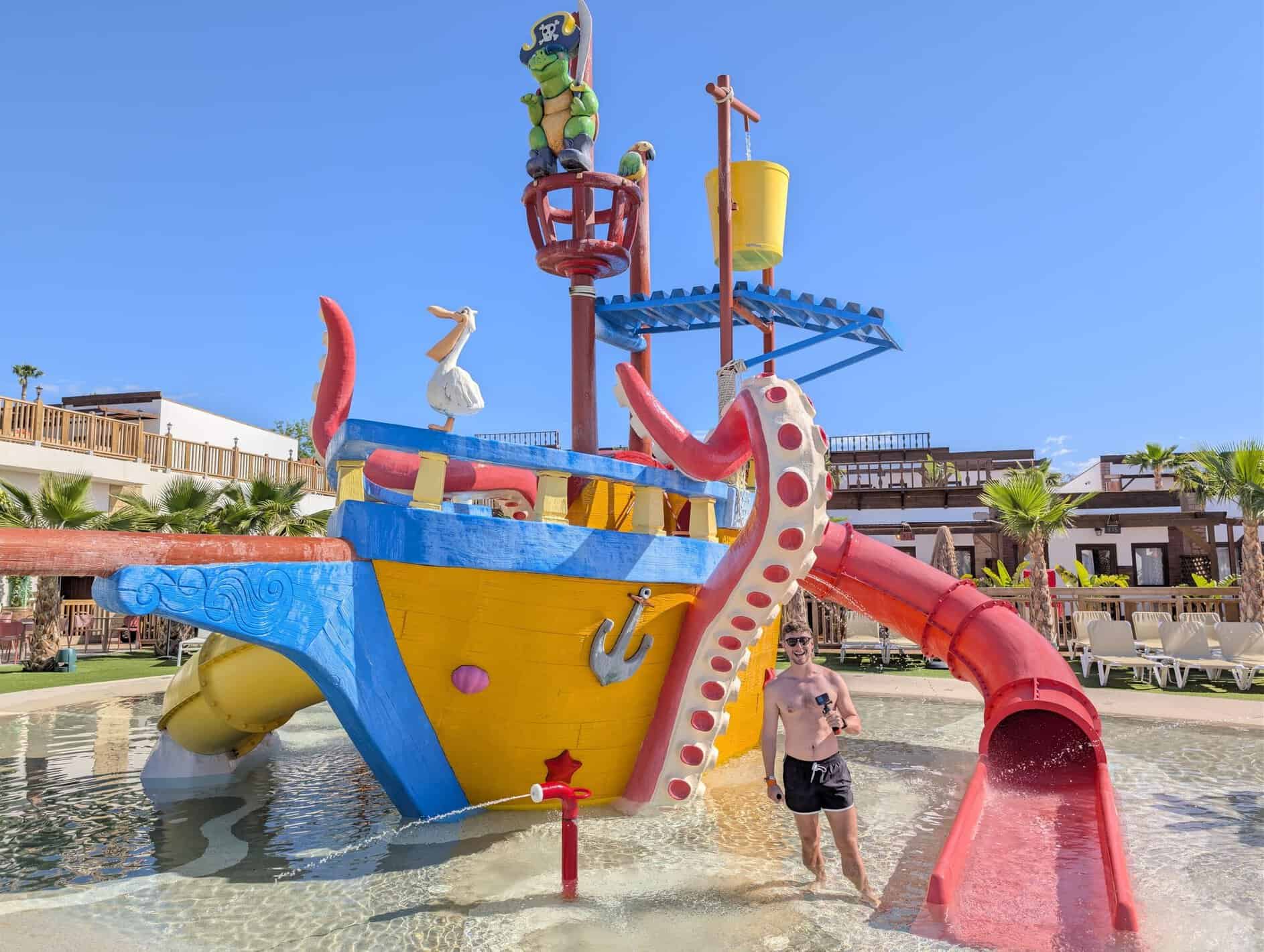 magic-pirates-island-piscinas-pirates-017