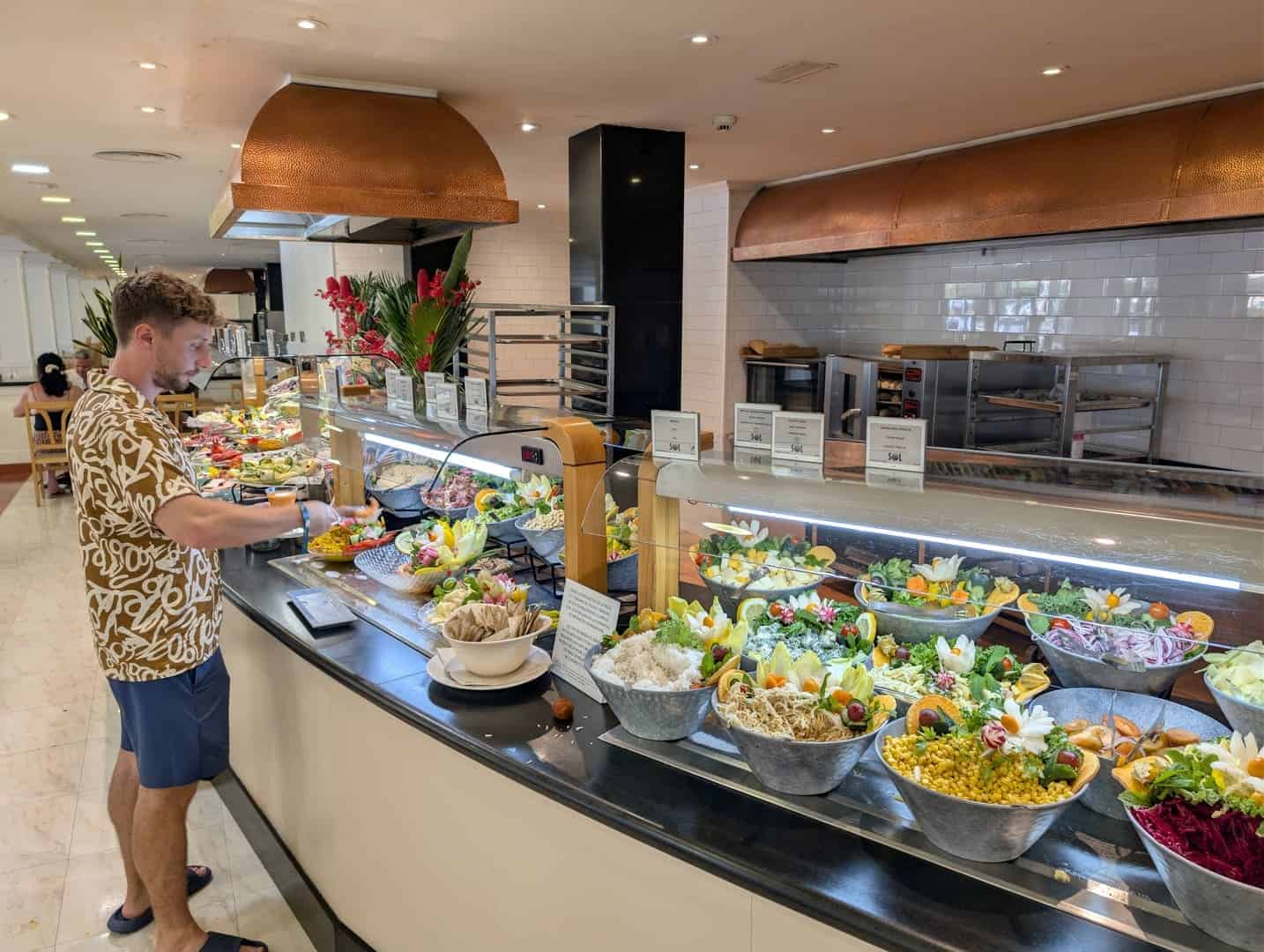 Sol Pelicanos Ocas buffet cold cuts