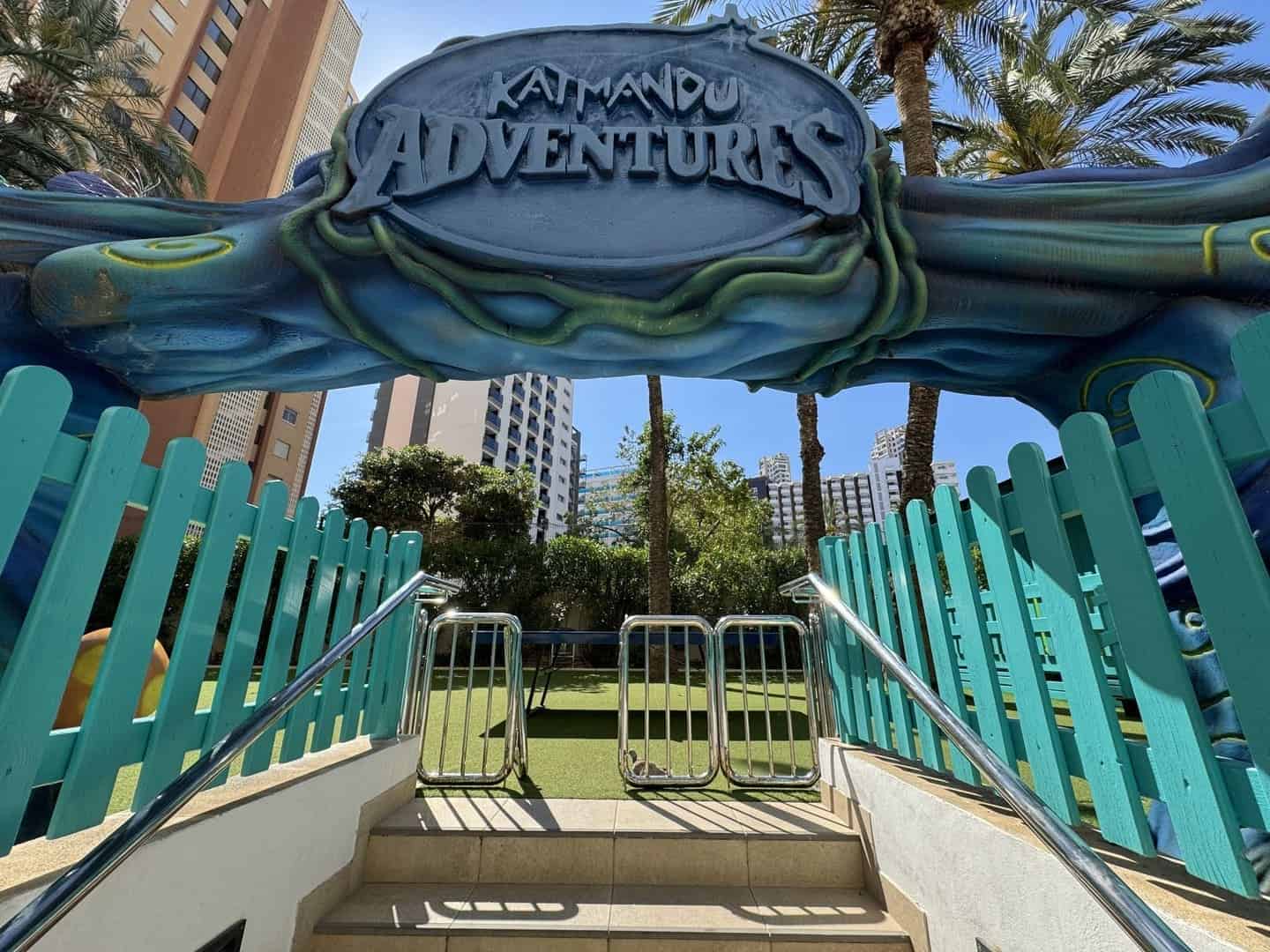 Entrance of Sol Pelícanos Ocas by Meliá