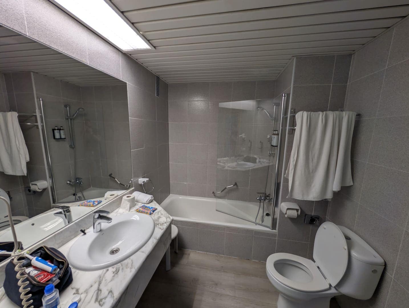 Sol Pelicanos Ocas room storage