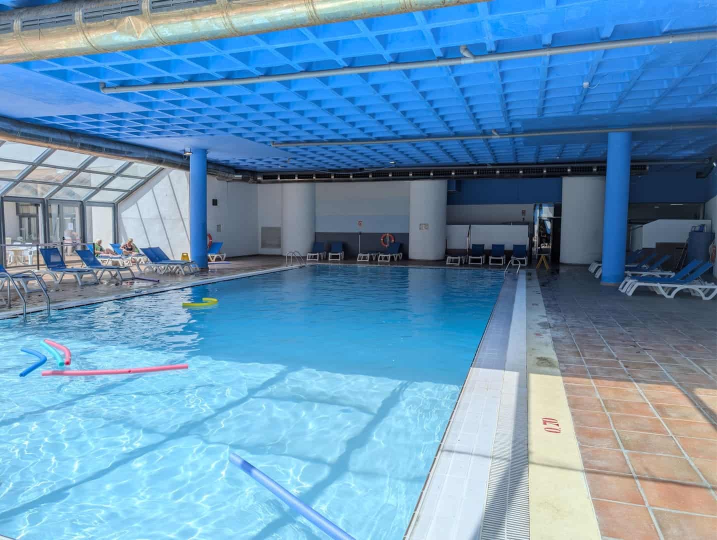 piscina-melia-benidorm-descubriendo-viajes-2