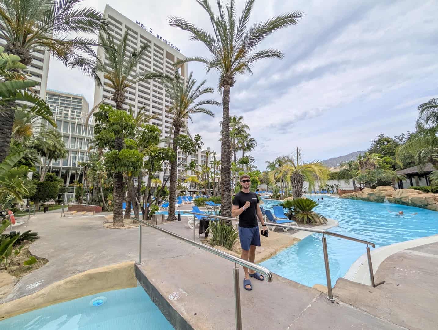 piscina-melia-benidorm-descubriendo-viajes-5