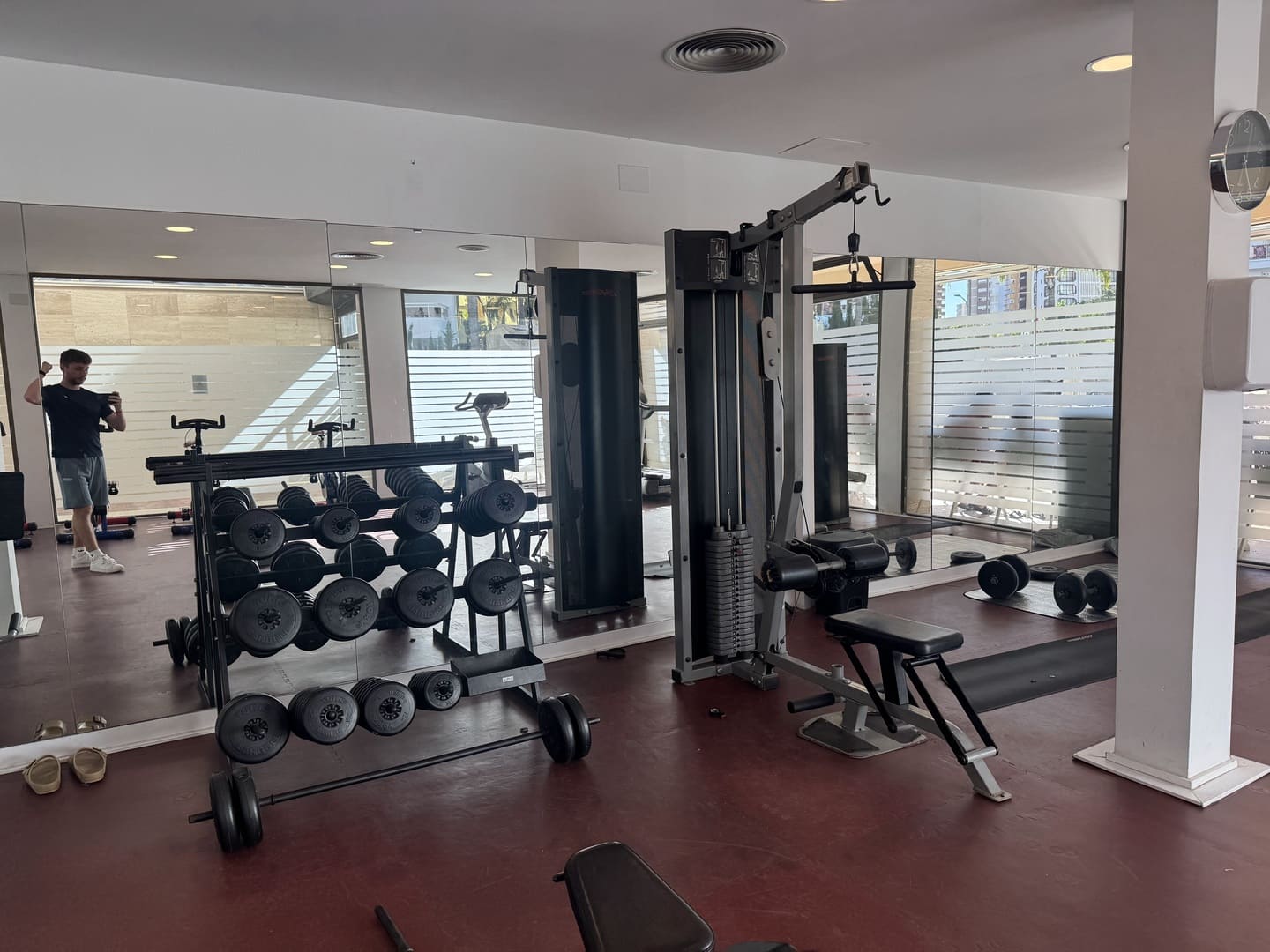 gimnasio-hotel-rosamar-descubriendo-viajes-01