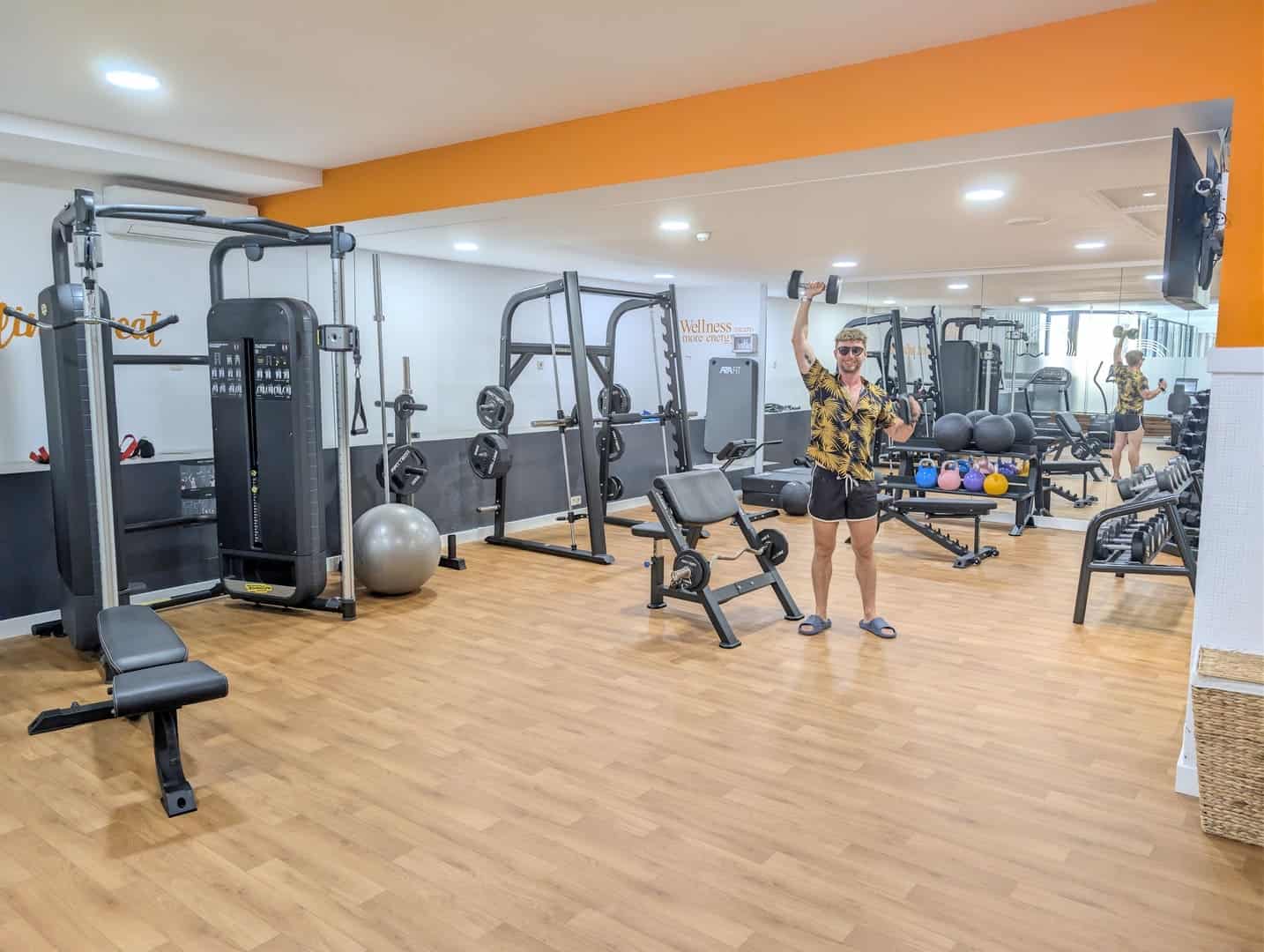 gimnasio-iberostar-waves-malaga-descubriendo-viajes-02