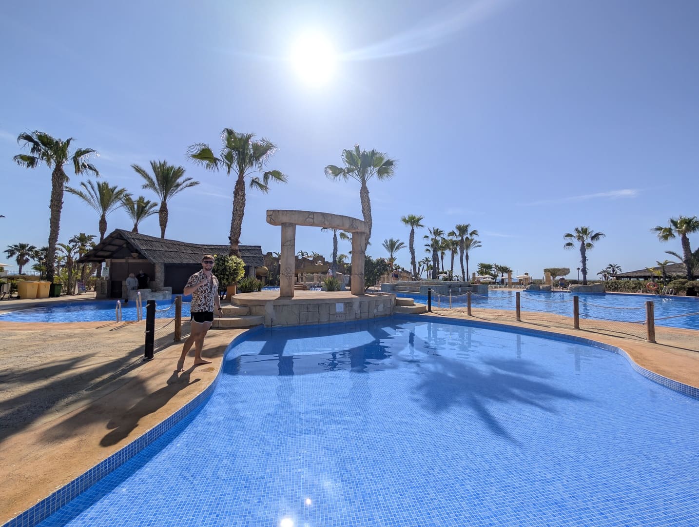 piscina-playa-zimbali-descubriendo-viajes-05