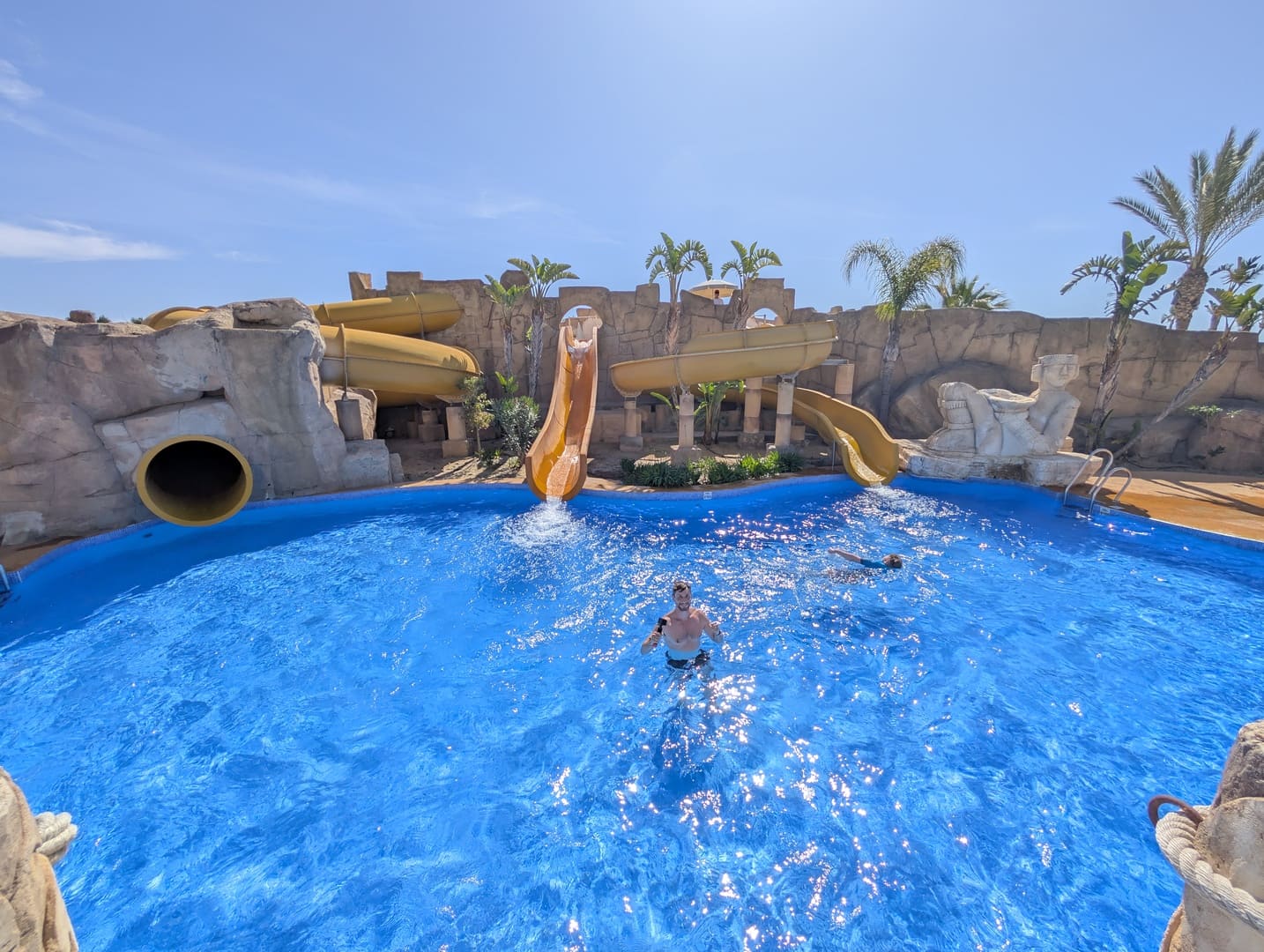 piscina-playa-zimbali-descubriendo-viajes-07