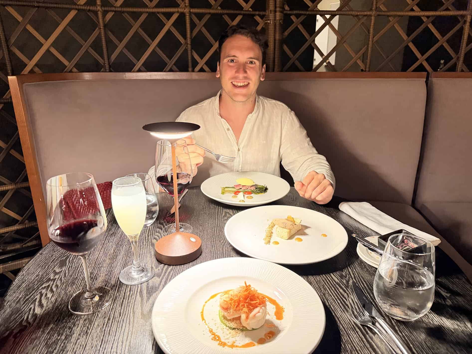 Plato de la cena del restaurante francés del Hyatt Zilara Cap Cana