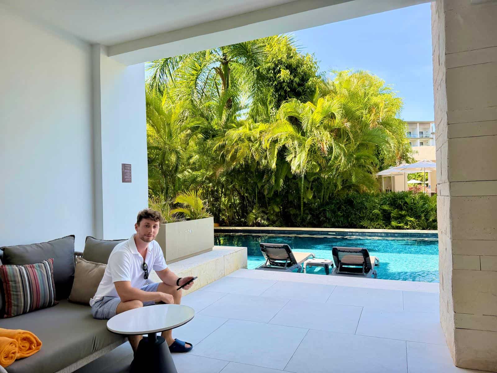 Habitación con piscina semiprivada del Hyatt Zilara Cap Cana