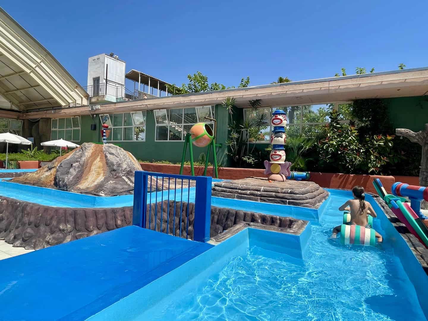 piscina-magic-fantasy-descubriendo-viajes-12