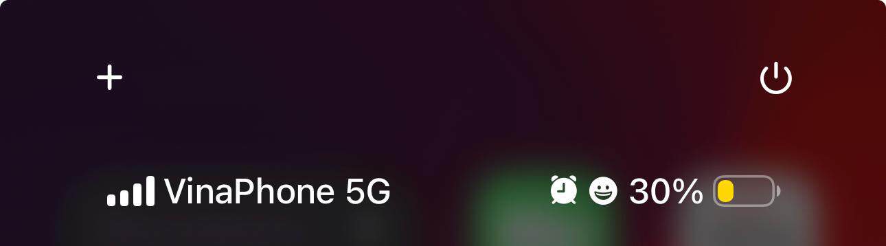 La barra de estado del móvil con Airalo puesta, mostrando VinaPhone y 5G en Vietnam
