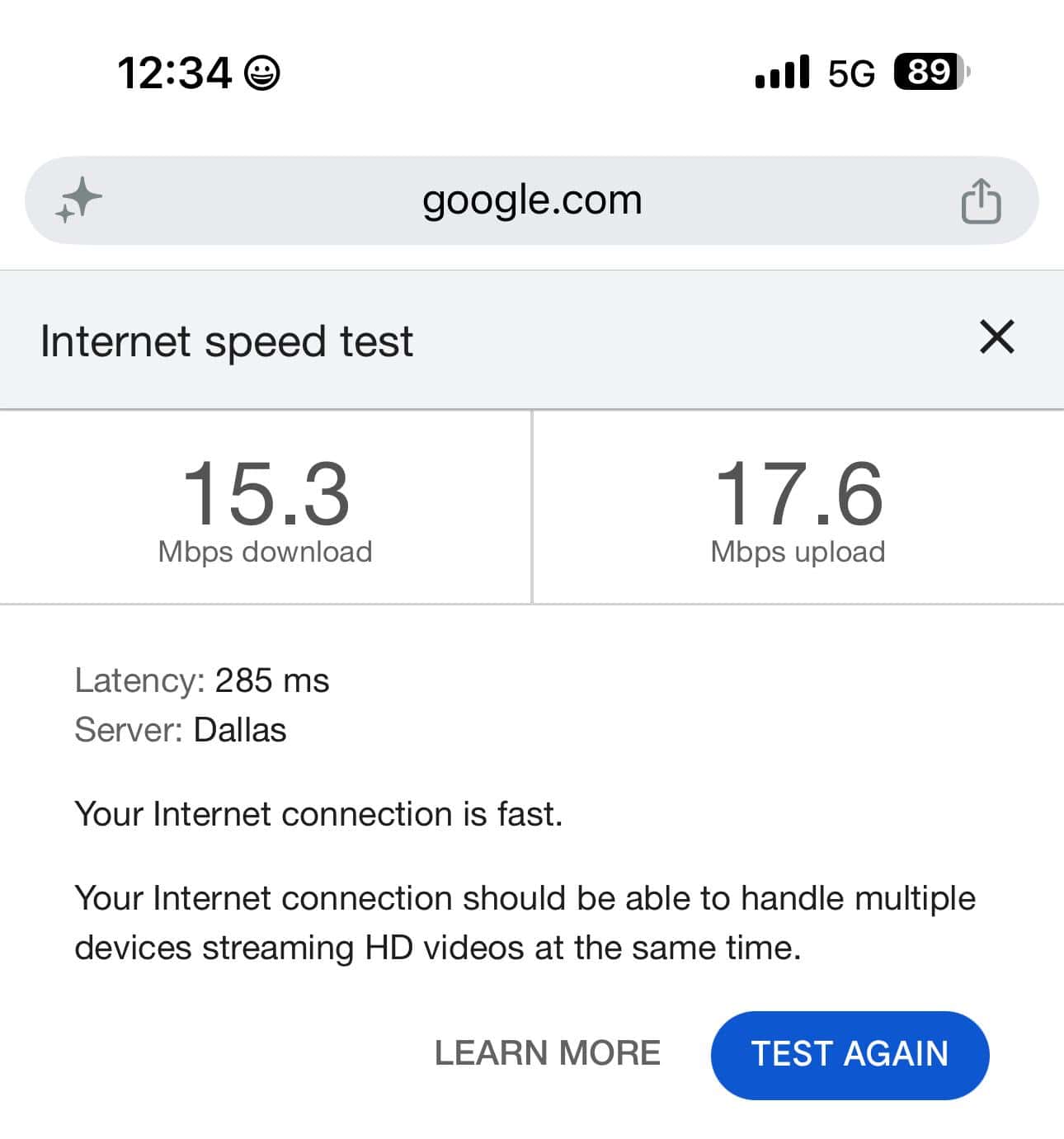 Test de velocidad de Google con Airalo en el centro de la ciudad: 15,3 Mbps de bajada y 17,6 de subida contra el servidor de Dallas