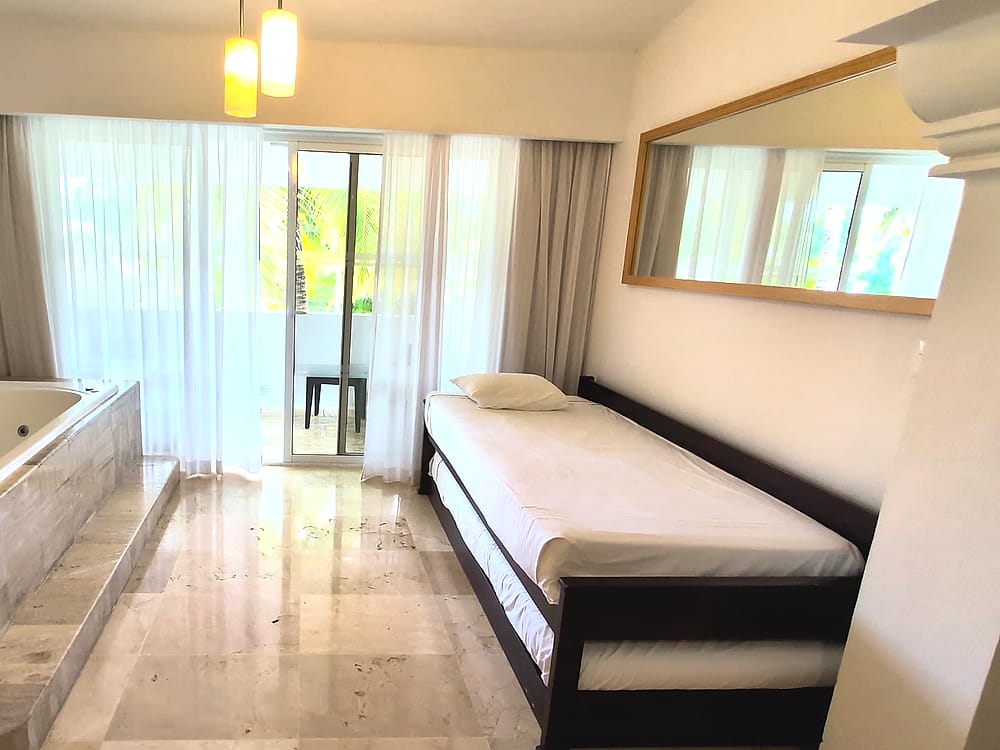 Cama supletoria en la habitación del Meliá Caribe Punta Cana