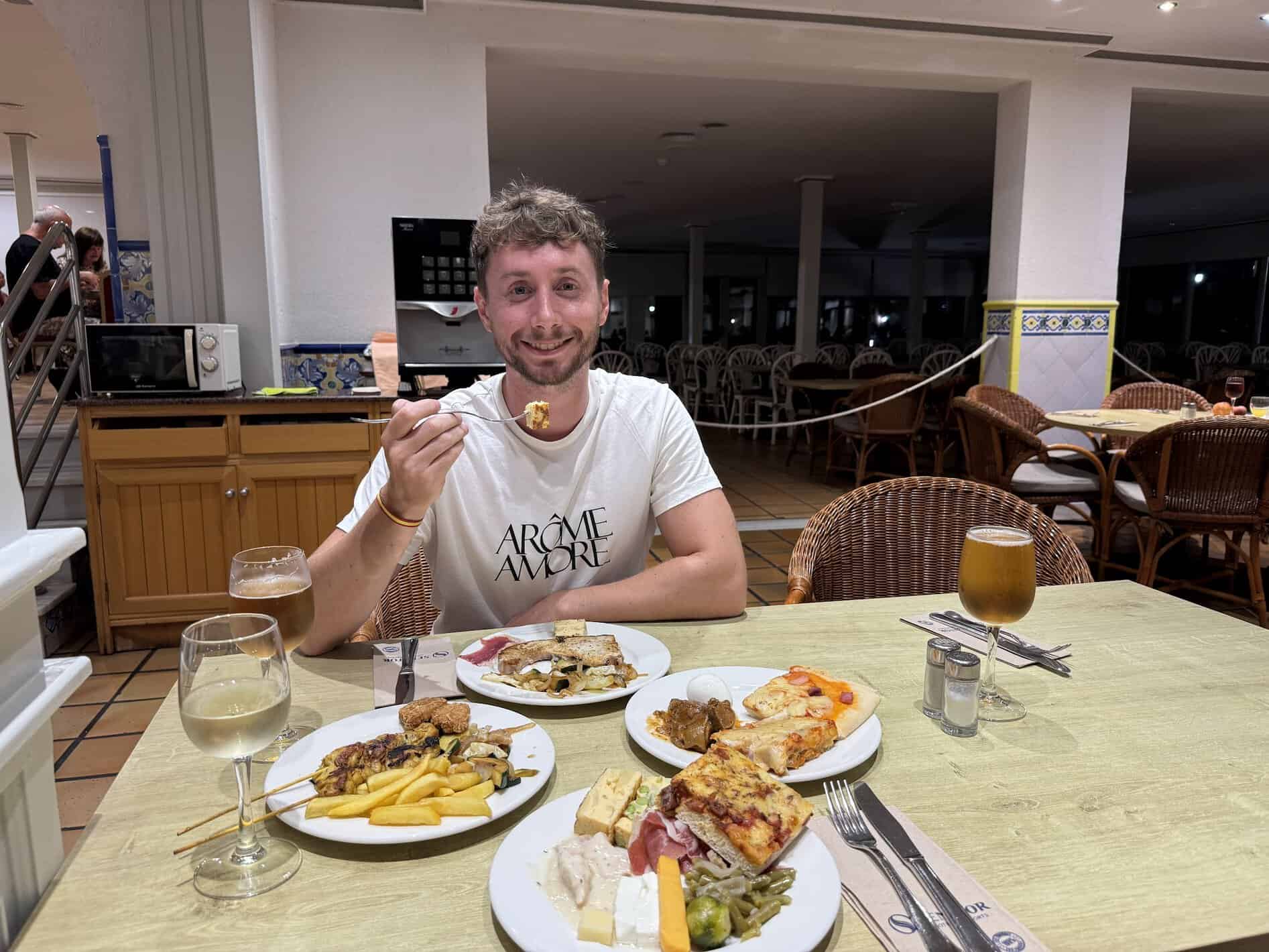 Restaurante buffet del Playacapricho en Roquetas de Mar