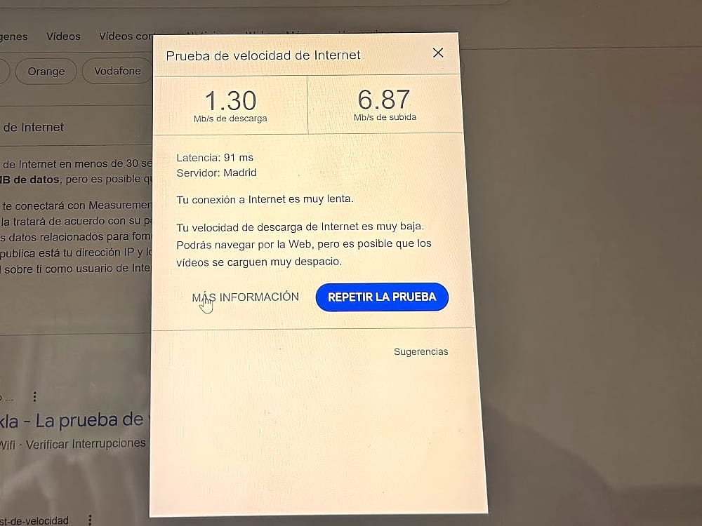 Prueba de velocidad del wifi en la habitación del Hotel Playas de Guardamar: 1,3 Mb/s de bajada